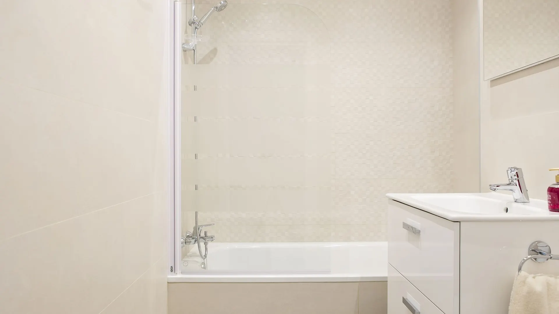 Suncity Flat Victoria Malaga